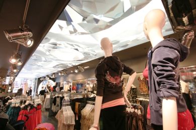 <h3>Lipsy - Bristol
</h3>